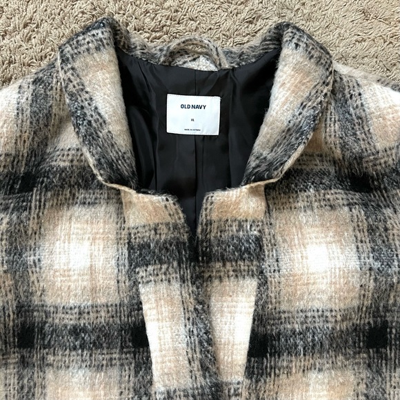 OLD NAVY Soft Brushed Plaid Coat - Picture 3 of 11